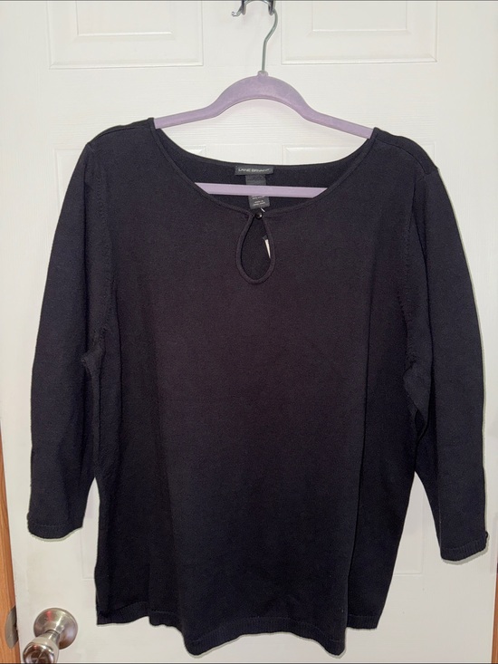 Lane Bryant Tops - Lane Bryant Black Keyhole 3/4 Sleeve Top - Classic Black